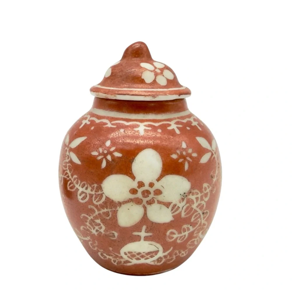Chinese Miniature Ginger Jar Iron Red White Florals Cross With Display Base Vtg